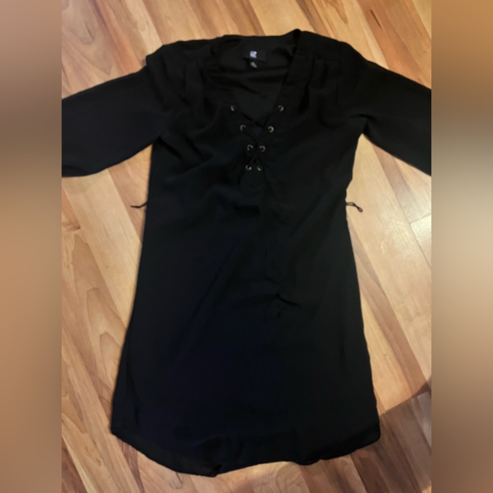 Black 3/4 sleeve dress